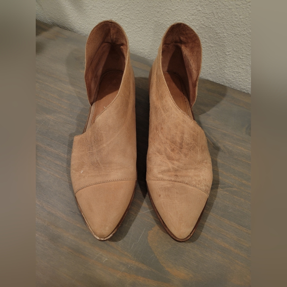 Free People shoes size 37